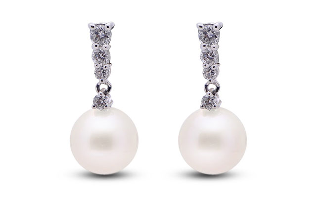 Imperial Pearls - classic-diamond-ear-924276WH.jpg - brand name designer jewelry in Vero Beach, Florida